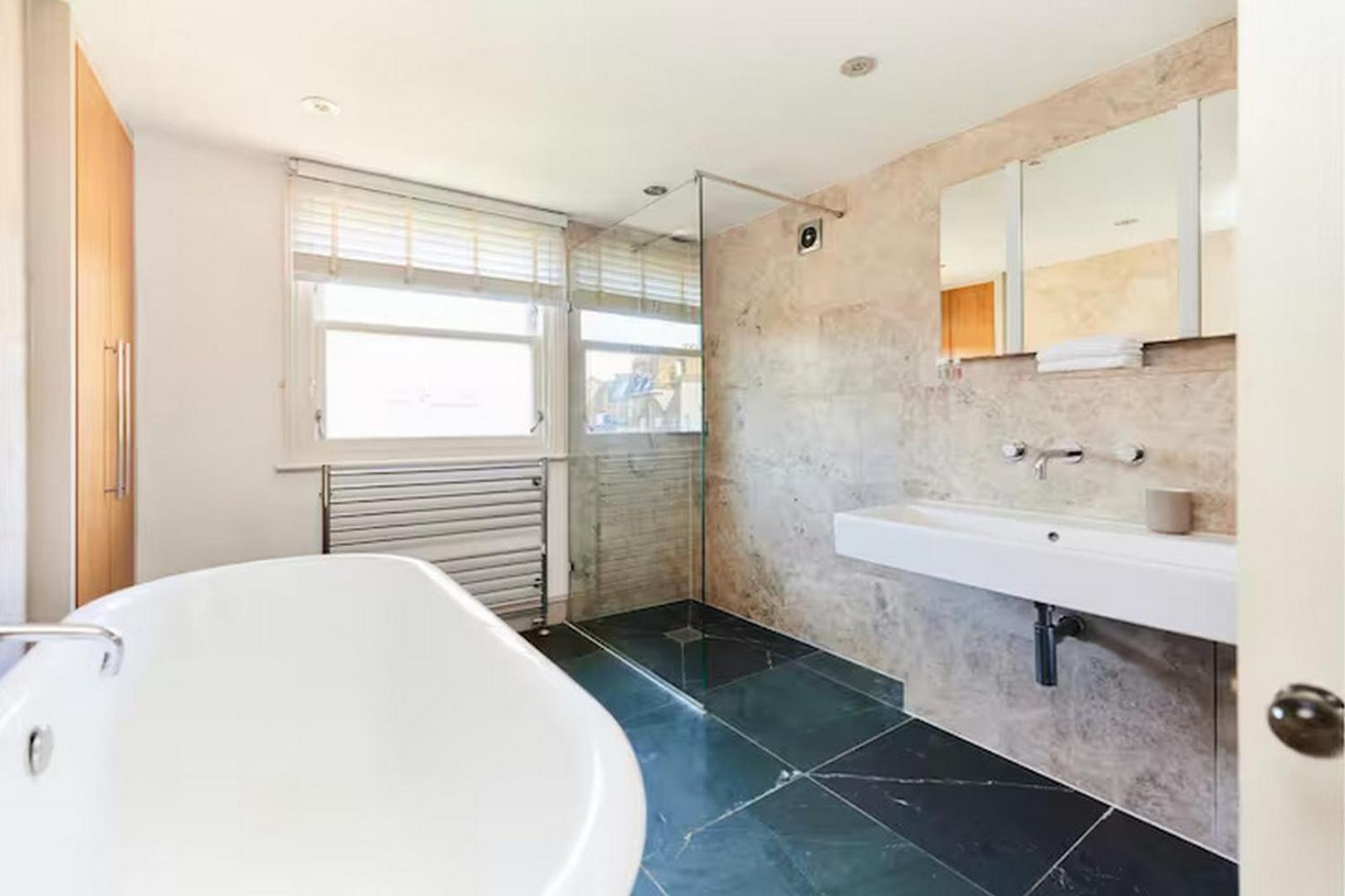 Stylish 3br With Private Patio In Maida Vale Appartement Londres