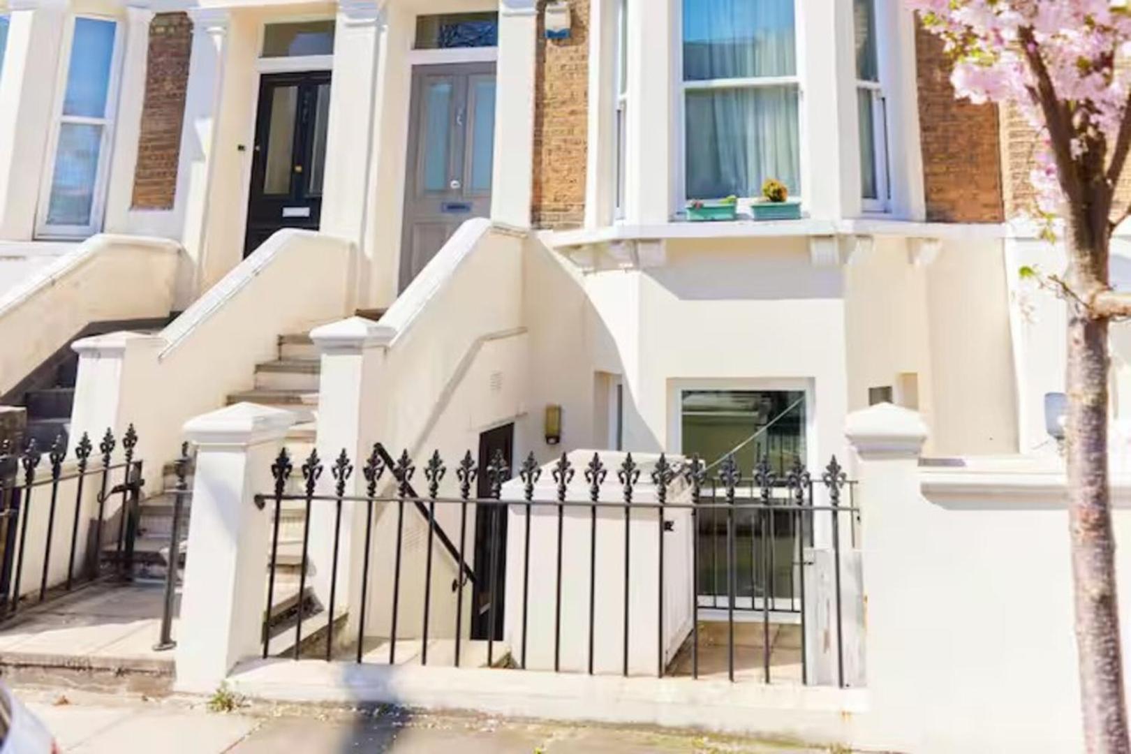Stylish 3br With Private Patio In Maida Vale * Londres