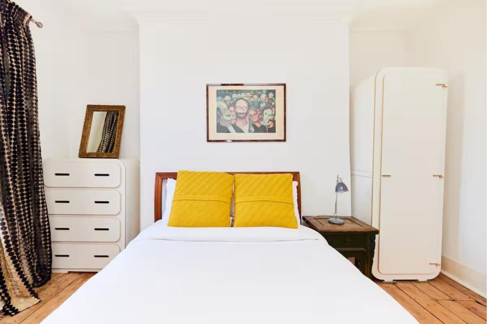 Stylish 3br With Private Patio In Maida Vale Appartement *