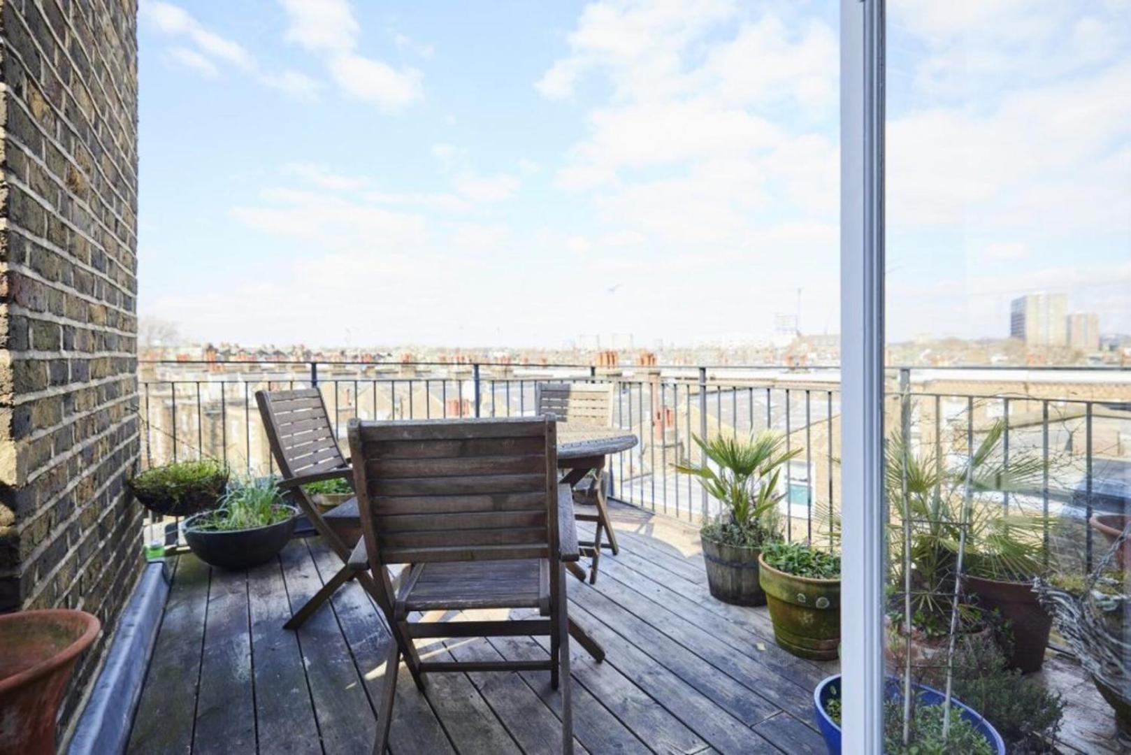 Stylish 3br With Private Patio In Maida Vale Appartement